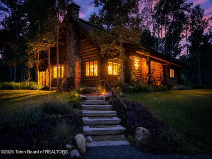 $1,950,000 | 9952 Aspen Lane, Victor, ID 83455
