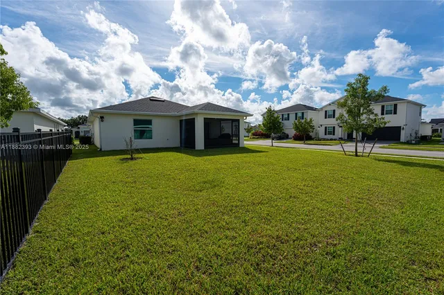 $2,850 | 6172 Northwest Sweetwood Drive, Port St. Lucie, FL 34987