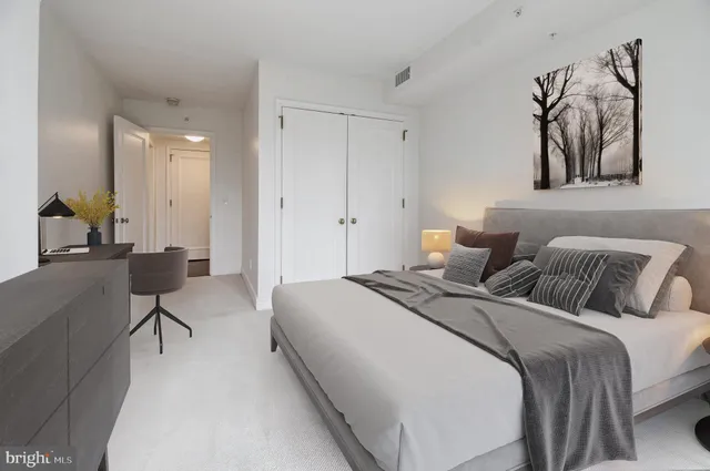 $645,000 | 1155 23rd Street Northwest, Unit 6J, Washington, DC 20037