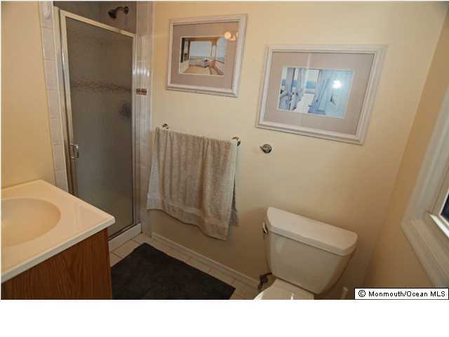 66 Pelican Road Middletown, NJ 07748 - Photo 13 of 25 Additional Photo