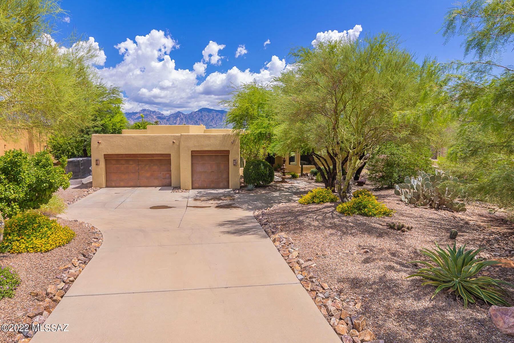 839 West Moore Road Tucson, AZ 85755 - Photo 1 of 1