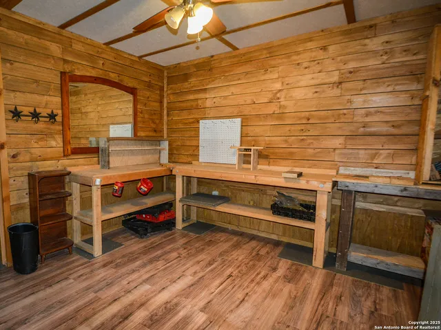 $399,000 | 695 South Thunder Creek Road, Utopia, TX 78884