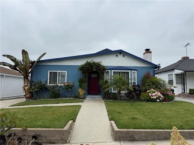 $1,049,000 | 4440 West 58th Place, Los Angeles, CA 90043