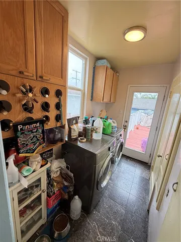 $1,049,000 | 4440 West 58th Place, Los Angeles, CA 90043