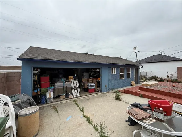 $1,049,000 | 4440 West 58th Place, Los Angeles, CA 90043