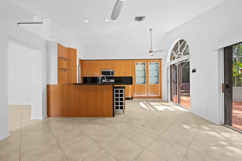 $695,000 | 2712 Cayenne Avenue, Cooper City, FL 33026