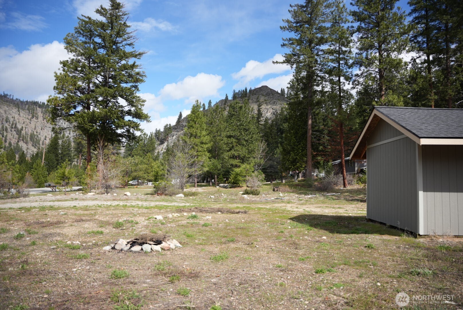 13578 Entiat River Road Entiat, WA 98822 - Photo 4 of 16 Gallery Image 4