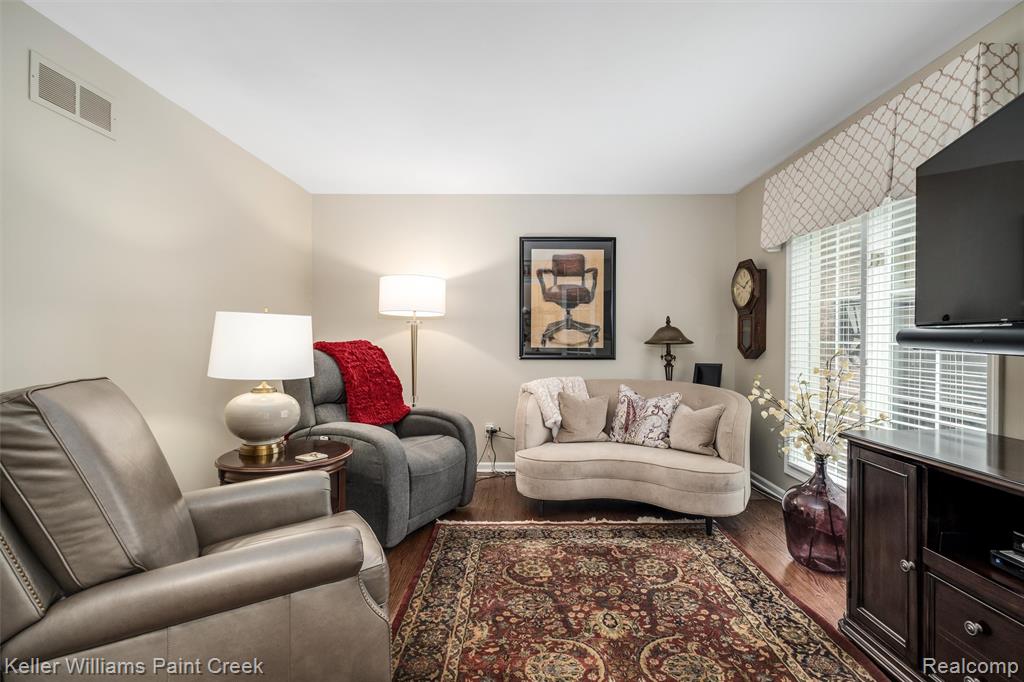 3120 Pond Road Leonard, MI 48367 - Photo 14 of 99 Gallery Image 14