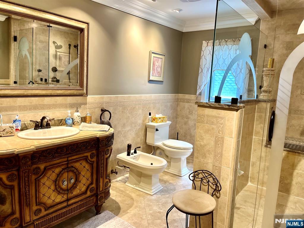 256 Teaneck Road Ridgefield Park, NJ 07660 - Photo 22 of 33