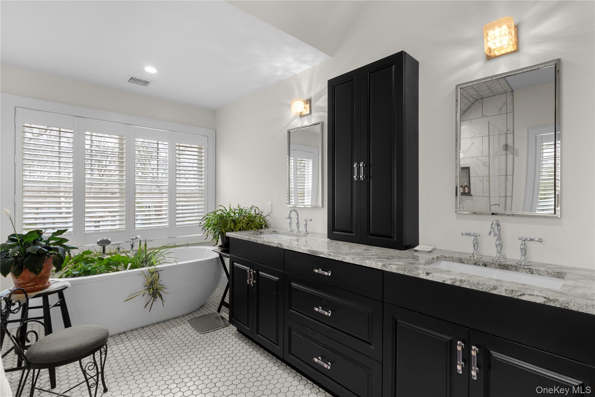 360 Masters Road Laurel, NY 11948 - Photo 39 of 50