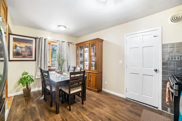 $935,000 | 81-56 264th Street | Floral Park