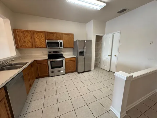 $2,000 | 2808 Conch Hollow Drive, Brandon, FL 33511