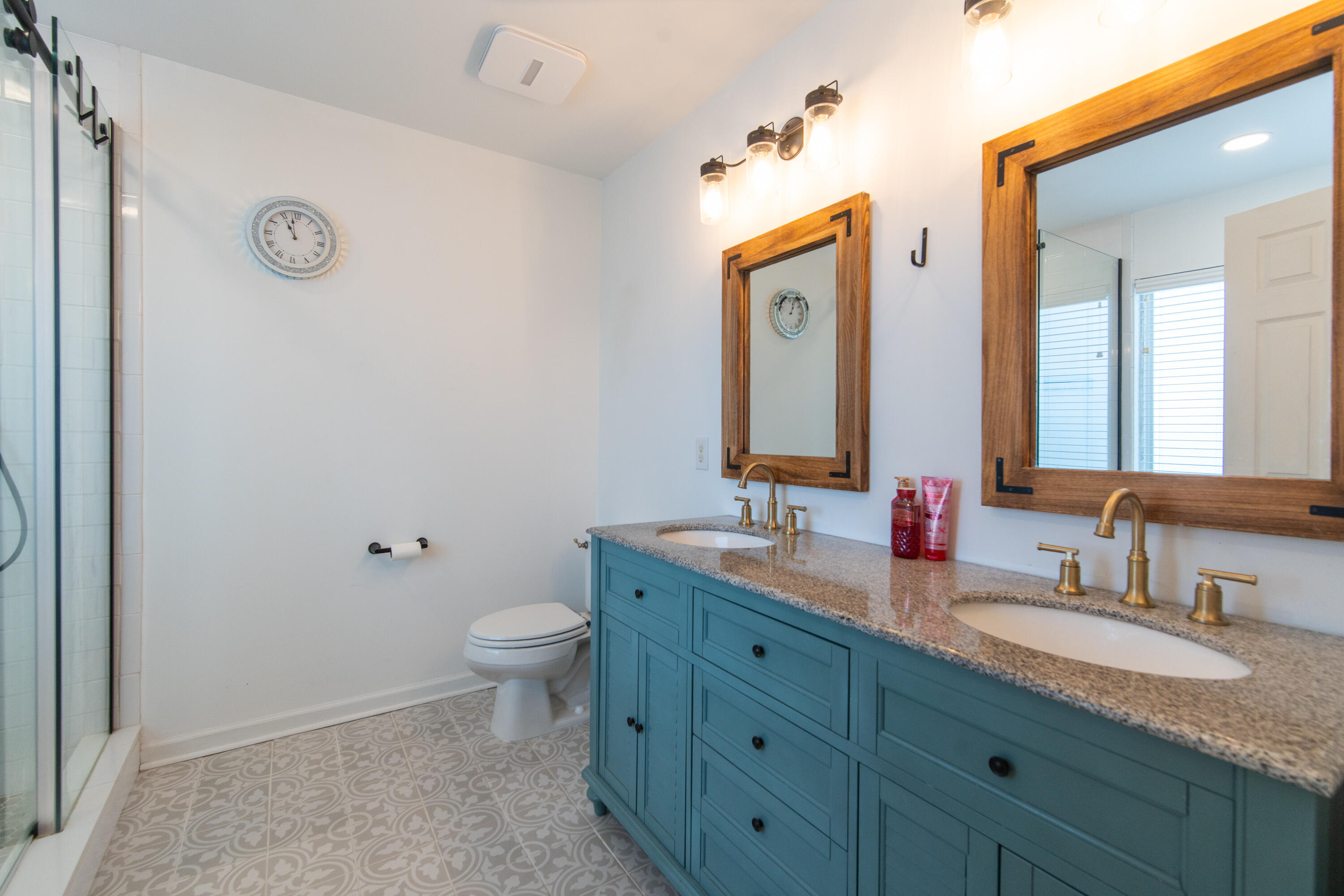 253 Cameron Street Summerville, SC 29486 - Photo 14 of 50 253 Cameron Street-31
