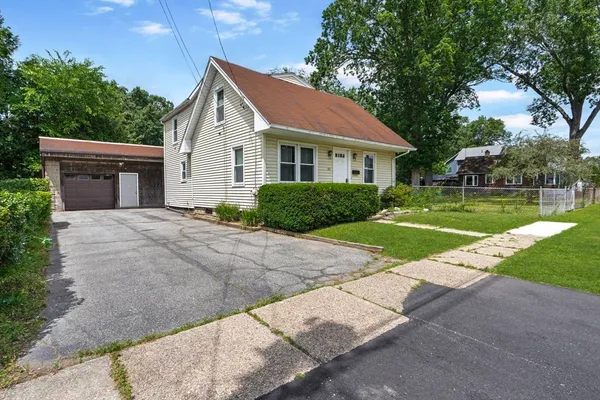 $349,900 | 25 Prince Avenue, West Springfield, MA 01089