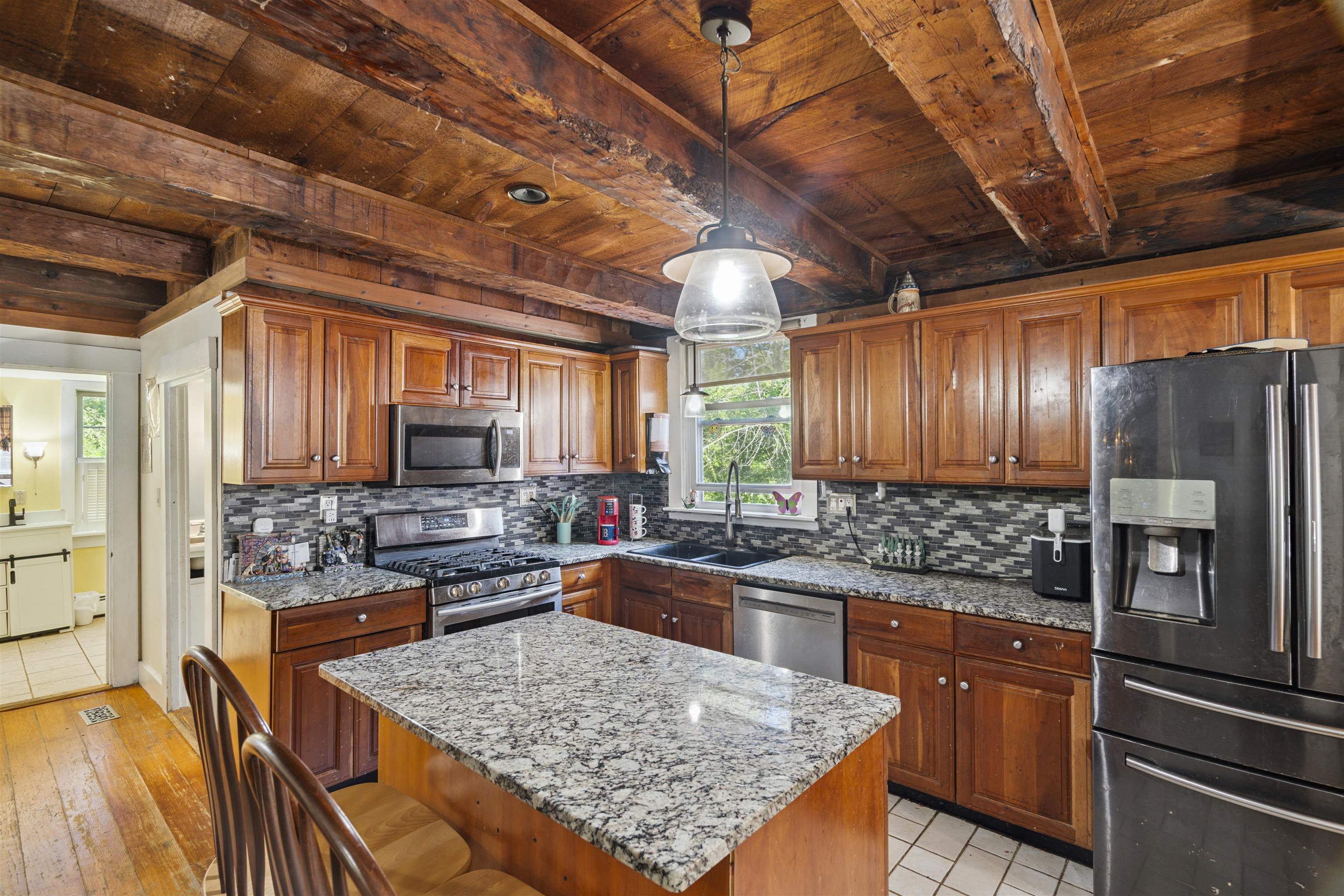 733 White Oaks Road Laconia, NH 03246 - Photo 7 of 40