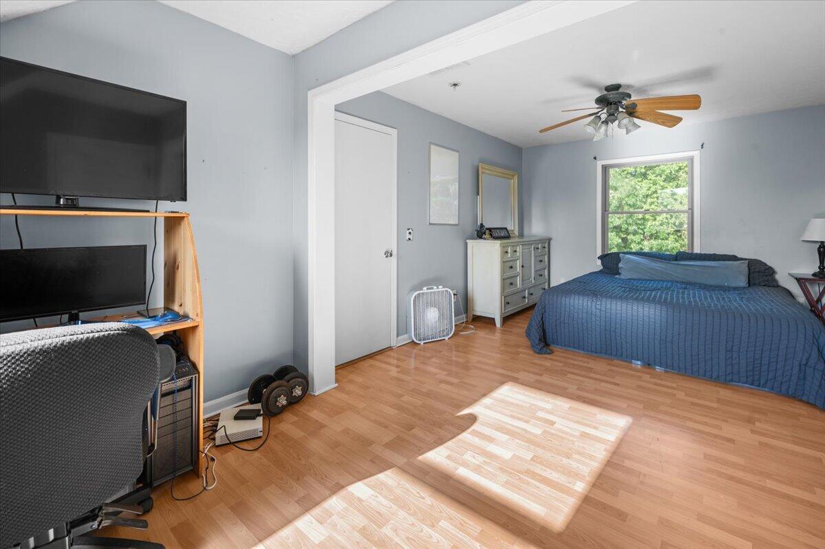 16005 Sheridan Road Clinton, MI 49236 - Photo 22 of 55 43-INTERIOR 21
