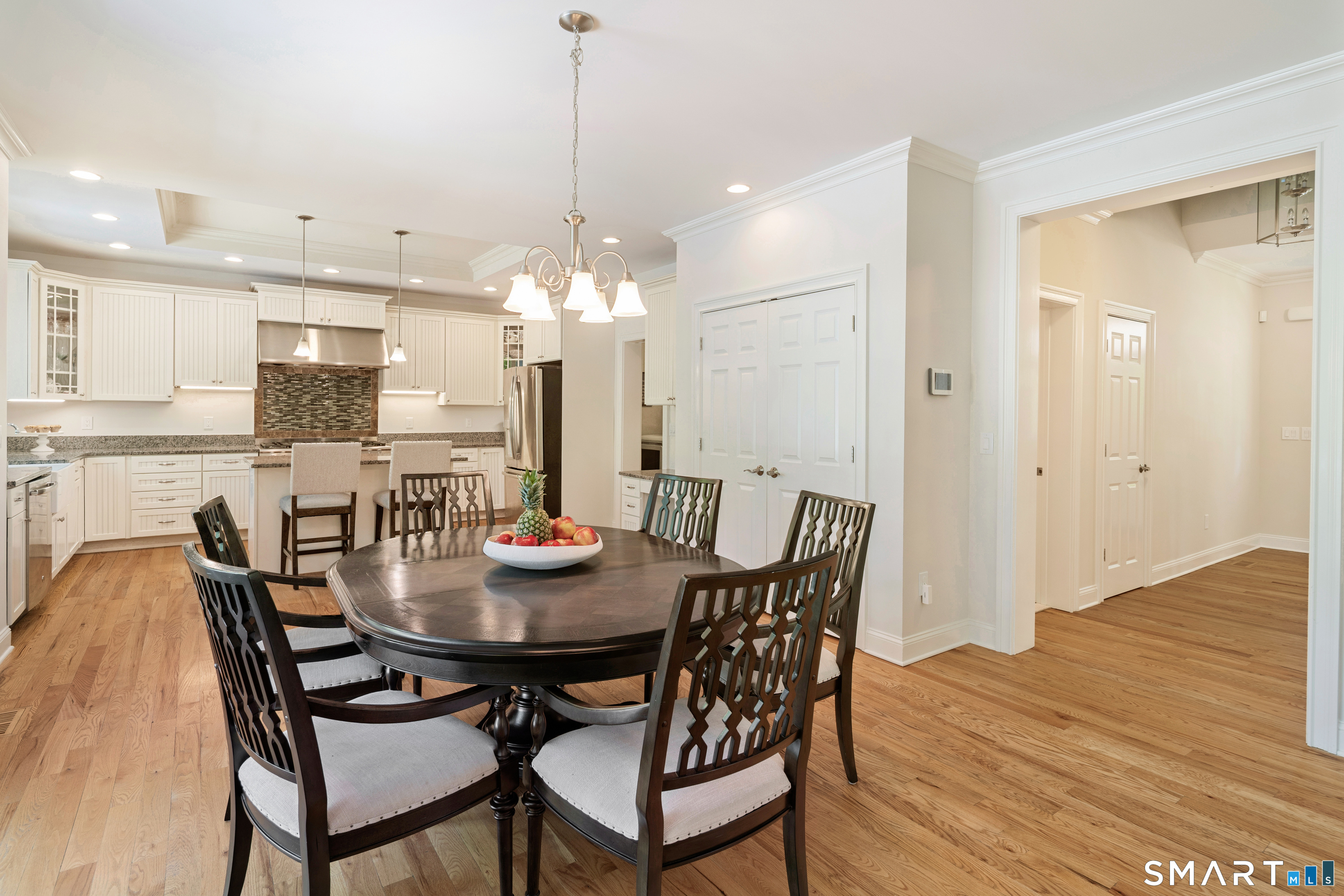 47 Summit Ridge Road Stamford, CT 06902 - Photo 19 of 40 Gallery Image 19