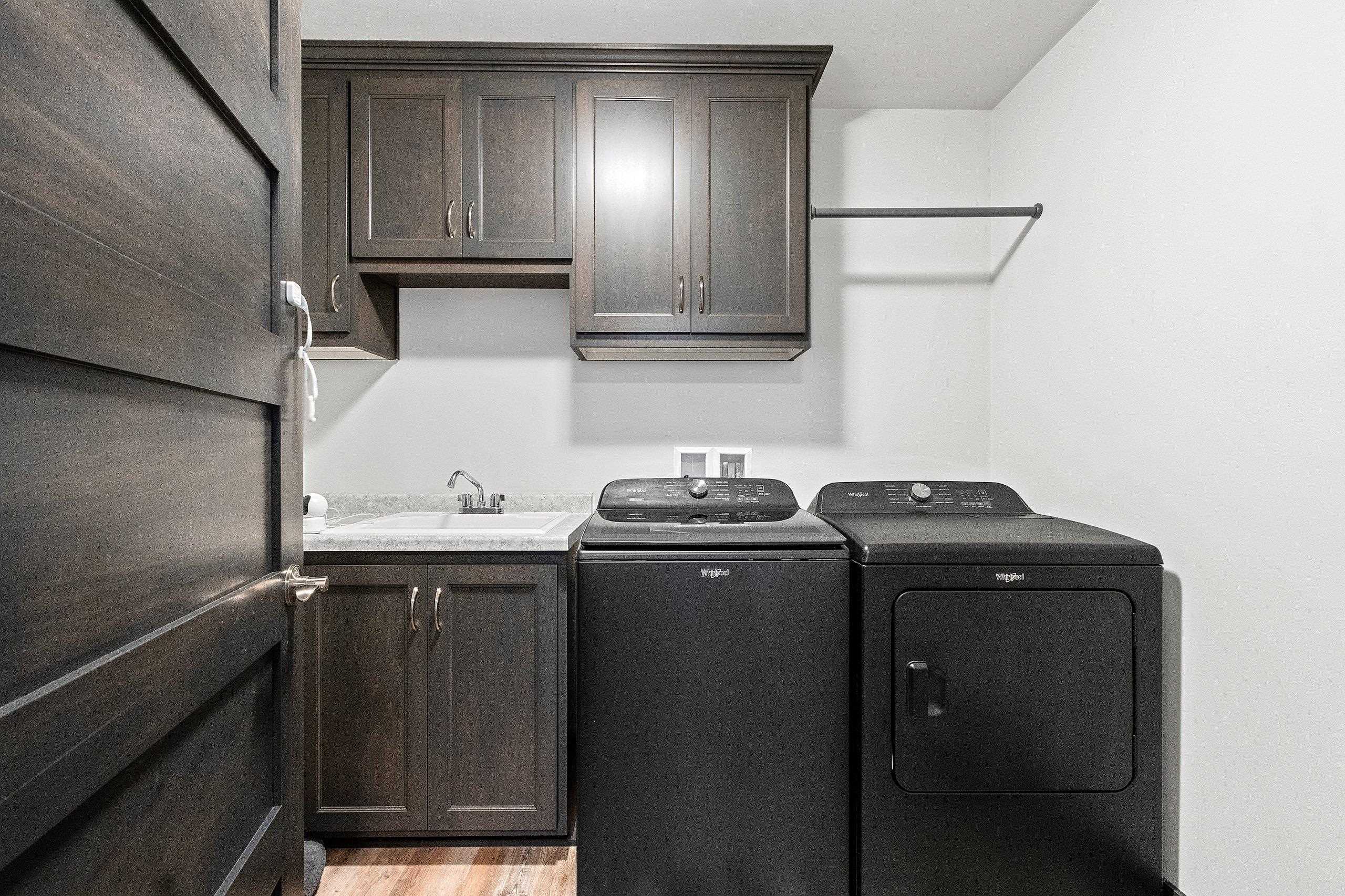 4669 Richard Lane Green Bay, WI 54313 - Photo 15 of 41