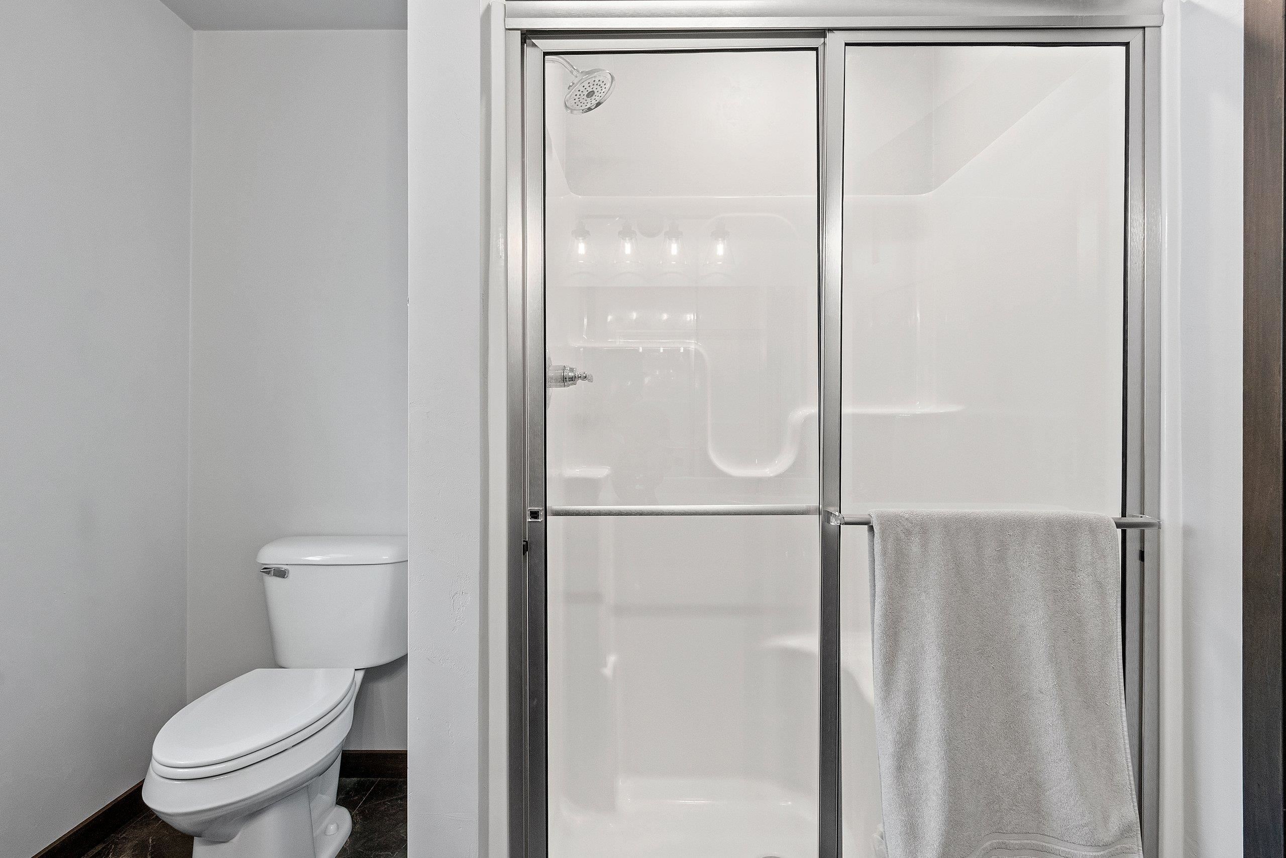 4669 Richard Lane Green Bay, WI 54313 - Photo 19 of 41