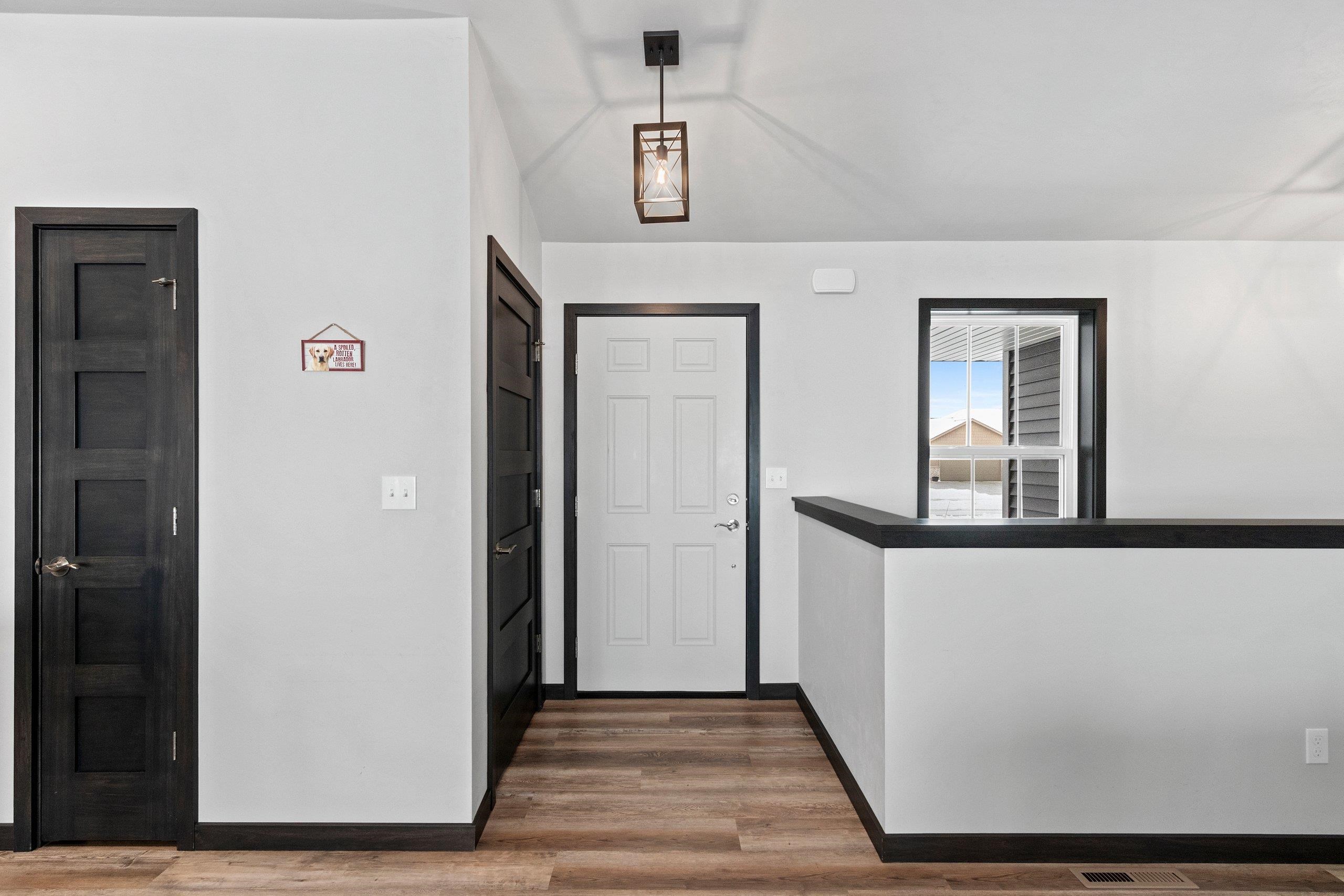 4669 Richard Lane Green Bay, WI 54313 - Photo 2 of 41