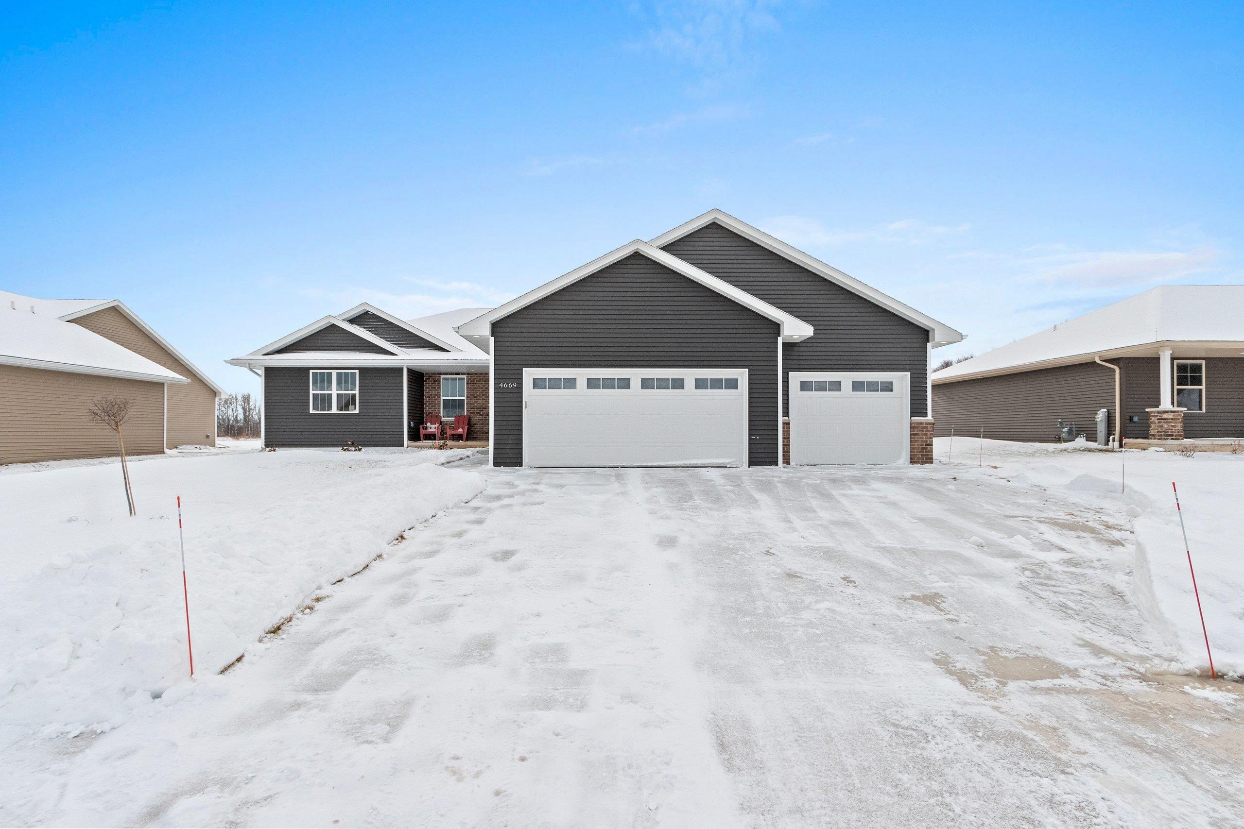 4669 Richard Lane Green Bay, WI 54313 - Photo 40 of 41