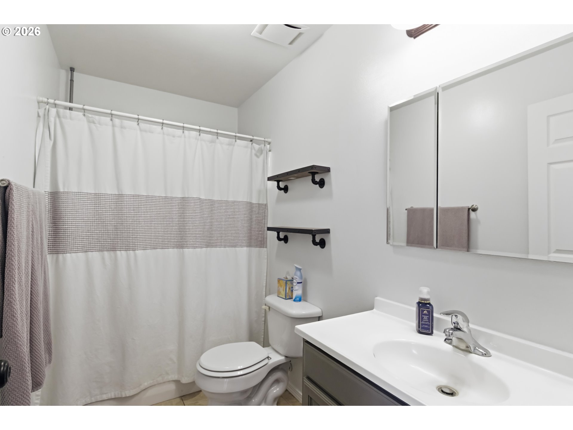 2406 34th Avenue Longview, WA 98632 - Photo 16 of 40