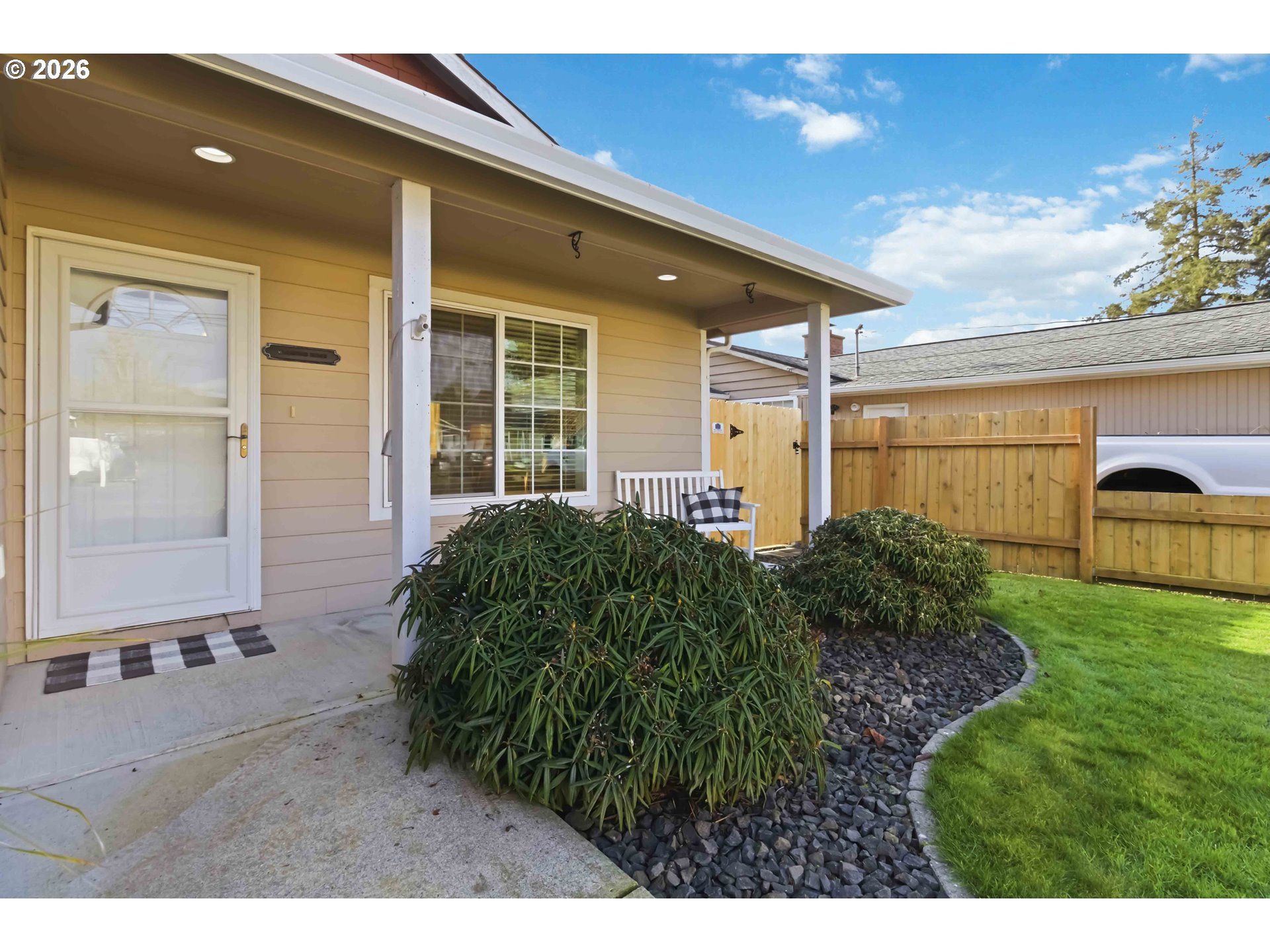 2406 34th Avenue Longview, WA 98632 - Photo 2 of 40