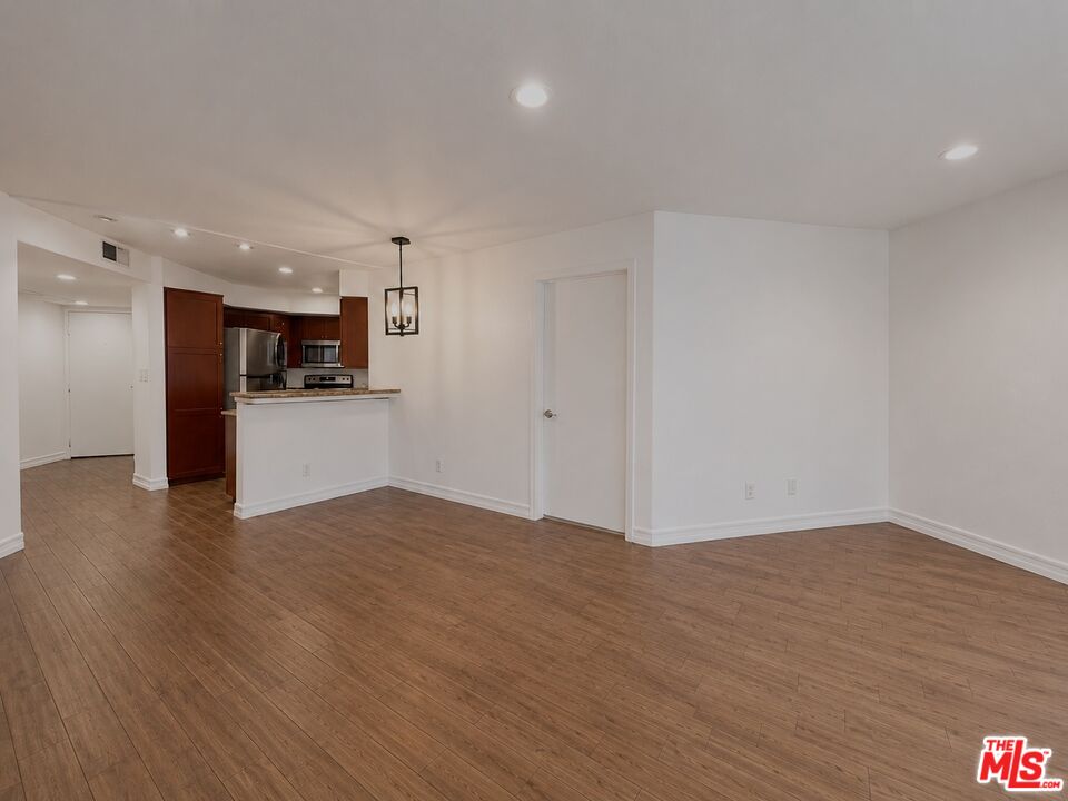 6140 Monterey Road, Unit 208 Los Angeles, CA 90042 - Photo 7 of 23