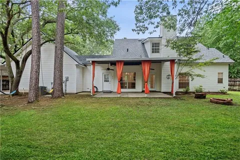 $415,000 | 203 Chaucer Lane, Mandeville, LA 70448
