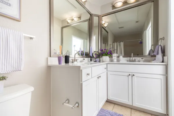 $1,285 | 4001 Fannin Street, Unit 4523, Houston, TX 77004