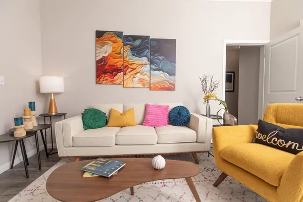 $1,285 | 4001 Fannin Street, Unit 4523, Houston, TX 77004