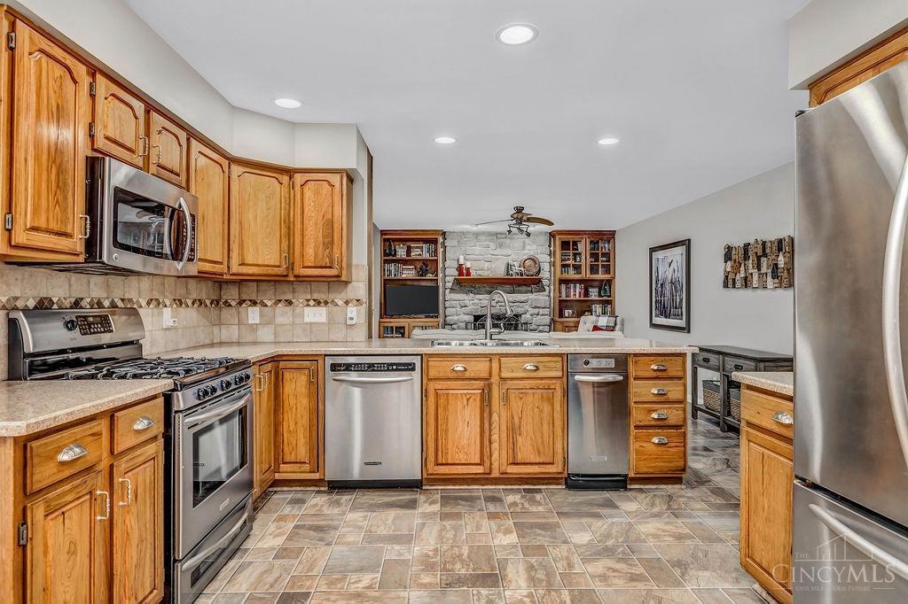 618 Fleming Road Cincinnati, OH 45231 - Photo 11 of 49 Gallery Image 11