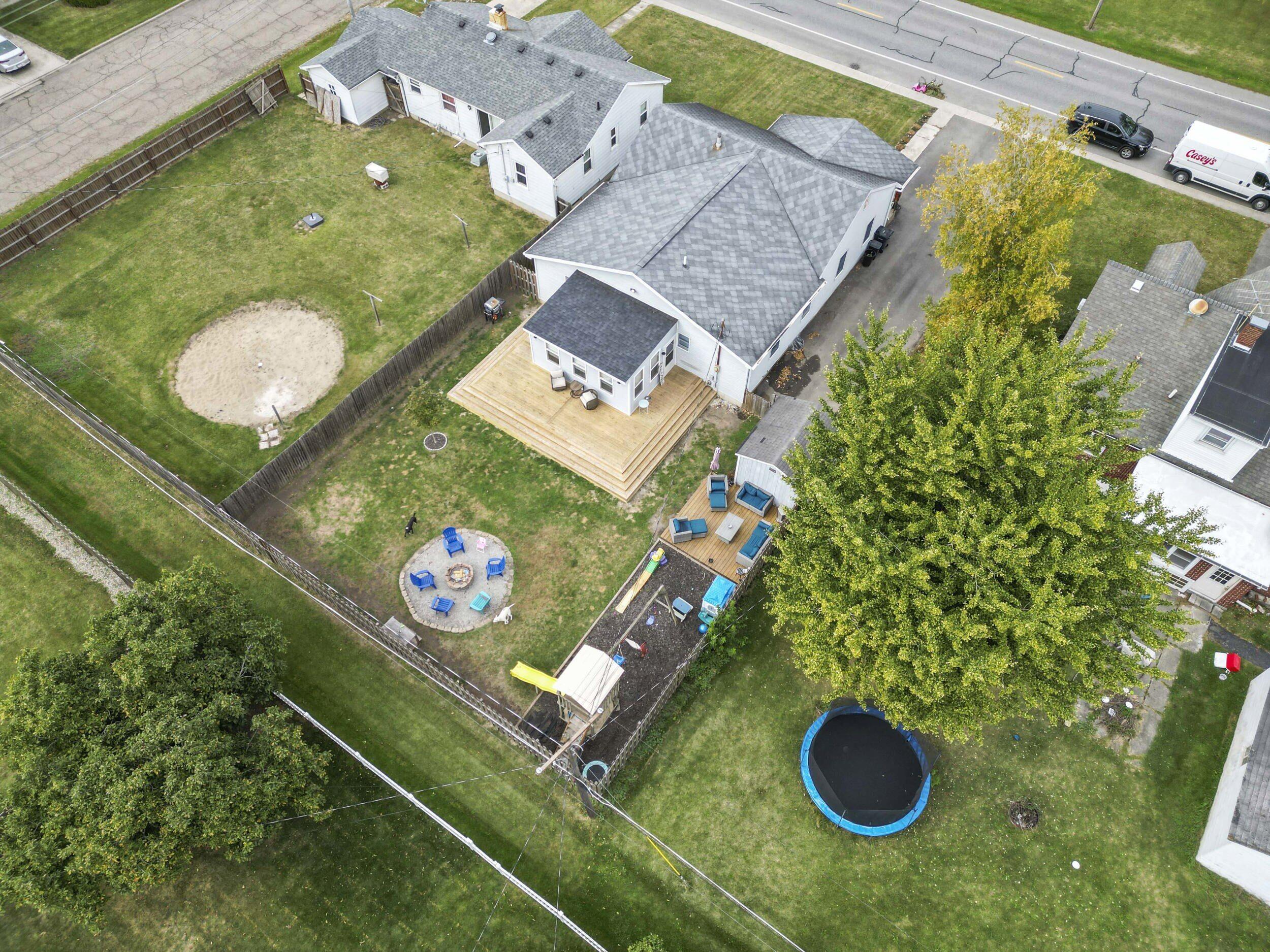 705 East Grace Street Rensselaer, IN 47978 - Photo 31 of 32