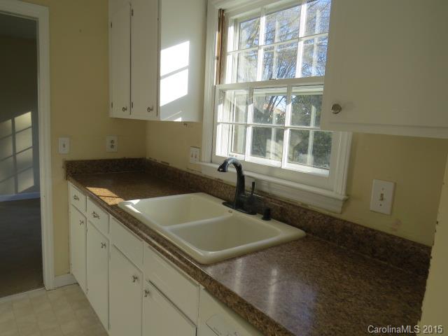 11909 Painted Tree Road Charlotte, NC 28226 - Photo 4 of 13 Gallery Image 4