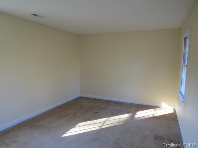 11909 Painted Tree Road Charlotte, NC 28226 - Photo 7 of 13 Gallery Image 7