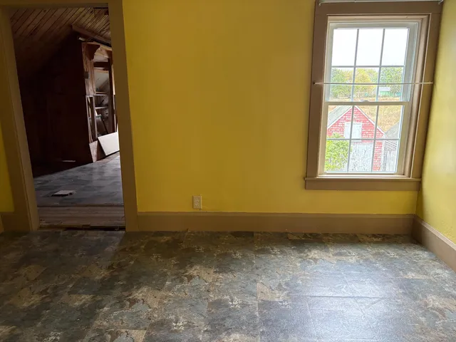 $129,000 | 360 Cushing Road, Warren, ME 04864