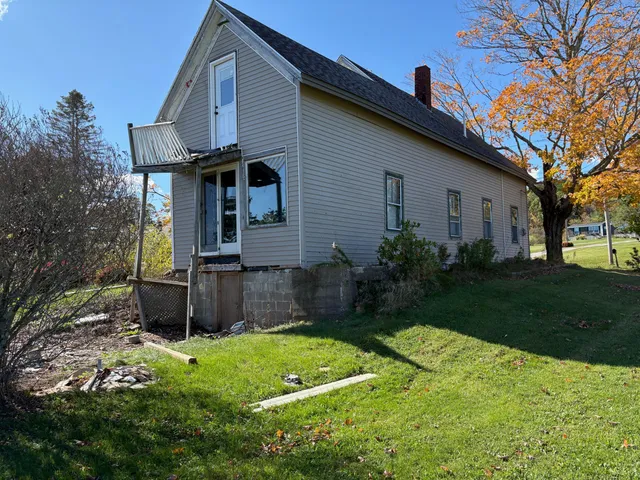 $129,000 | 360 Cushing Road, Warren, ME 04864