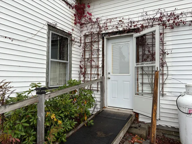 $129,000 | 360 Cushing Road, Warren, ME 04864