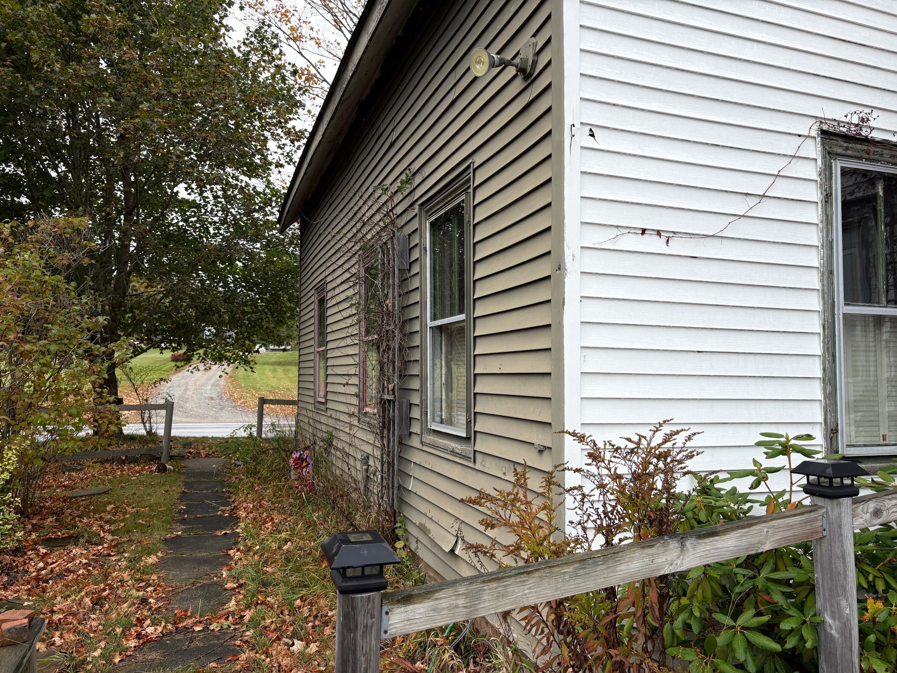 360 Cushing Road Warren, ME 04864 - Photo 6 of 34 IMG_6252