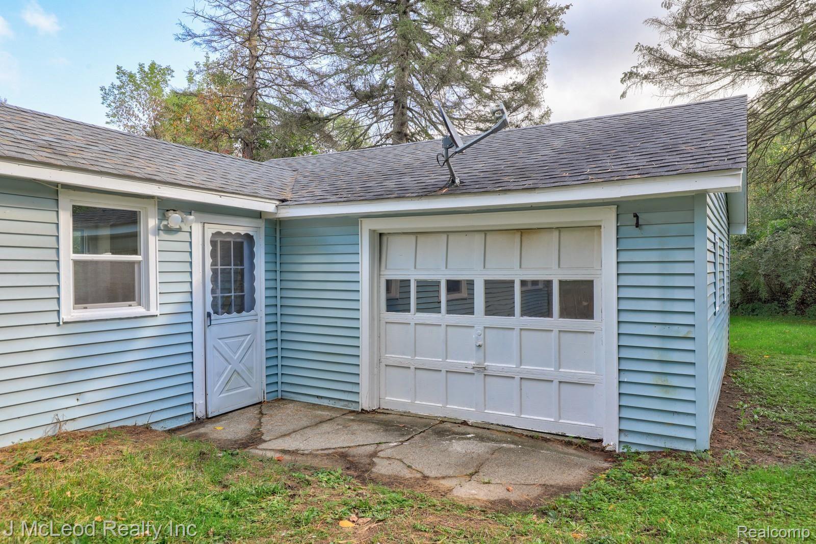 11315 Moorish Road Birch Run, MI 48415 - Photo 24 of 33 11315 Moorish Birch Run-24.jpg