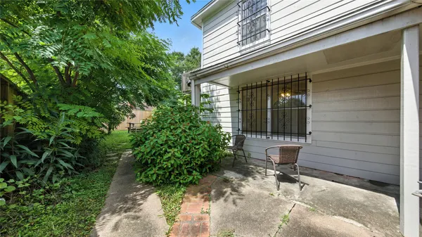 $279,000 | 7323 Carew Street, Houston, TX 77074