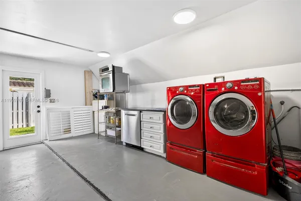 $7,500 | 4010 Northeast 22nd Avenue, Unit 4010, Lighthouse Point, FL 33064