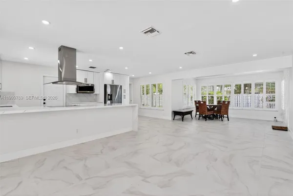 $7,500 | 4010 Northeast 22nd Avenue, Unit 4010, Lighthouse Point, FL 33064