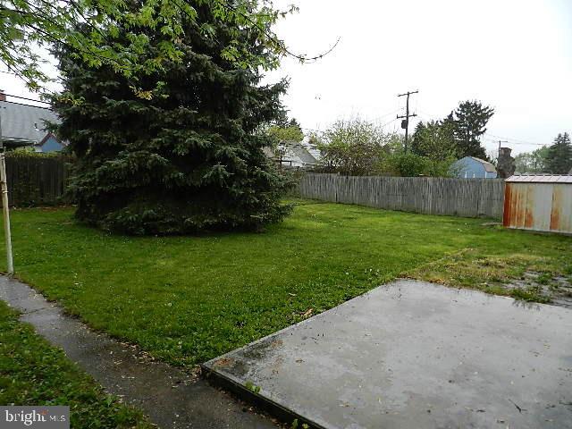 1417 Continental Road York, PA 17404 - Photo 3 of 22 Gallery Image 3