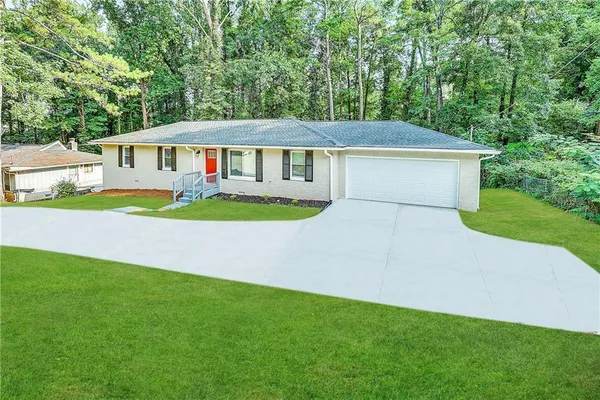 $1,995 | 5106 Martindale Lane, Stone Mountain, GA 30088