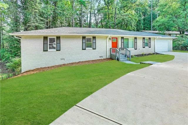 $1,995 | 5106 Martindale Lane, Stone Mountain, GA 30088