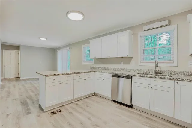 $1,995 | 5106 Martindale Lane, Stone Mountain, GA 30088