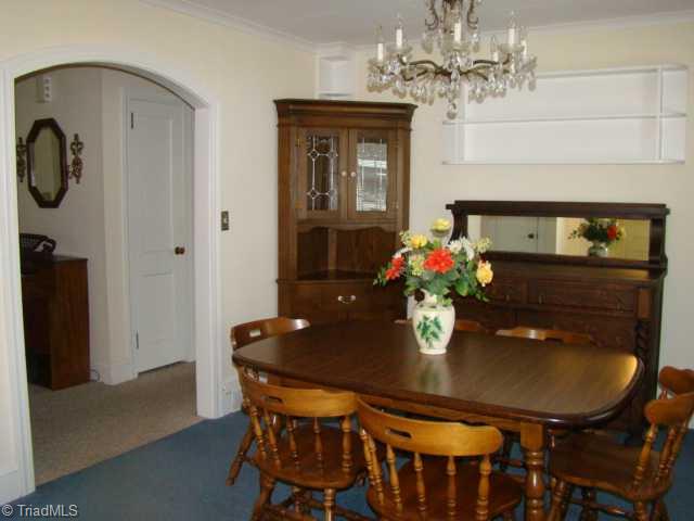 803 Cliff Road Asheboro, NC 27203 - Photo 8 of 16 Dining Room.