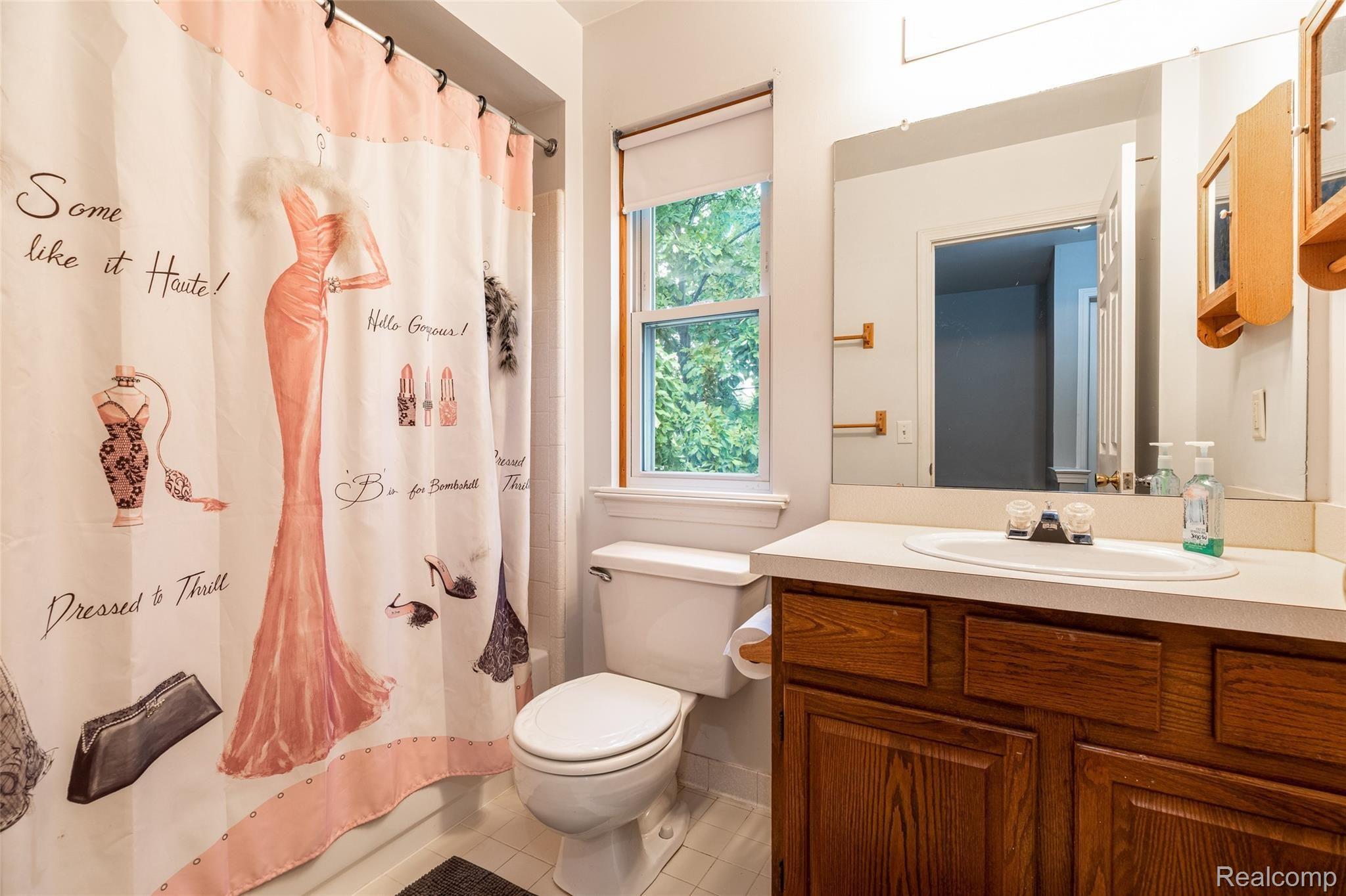1828 Morton Taylor Road Canton, MI 48187 - Photo 16 of 22 28.Bathroom
