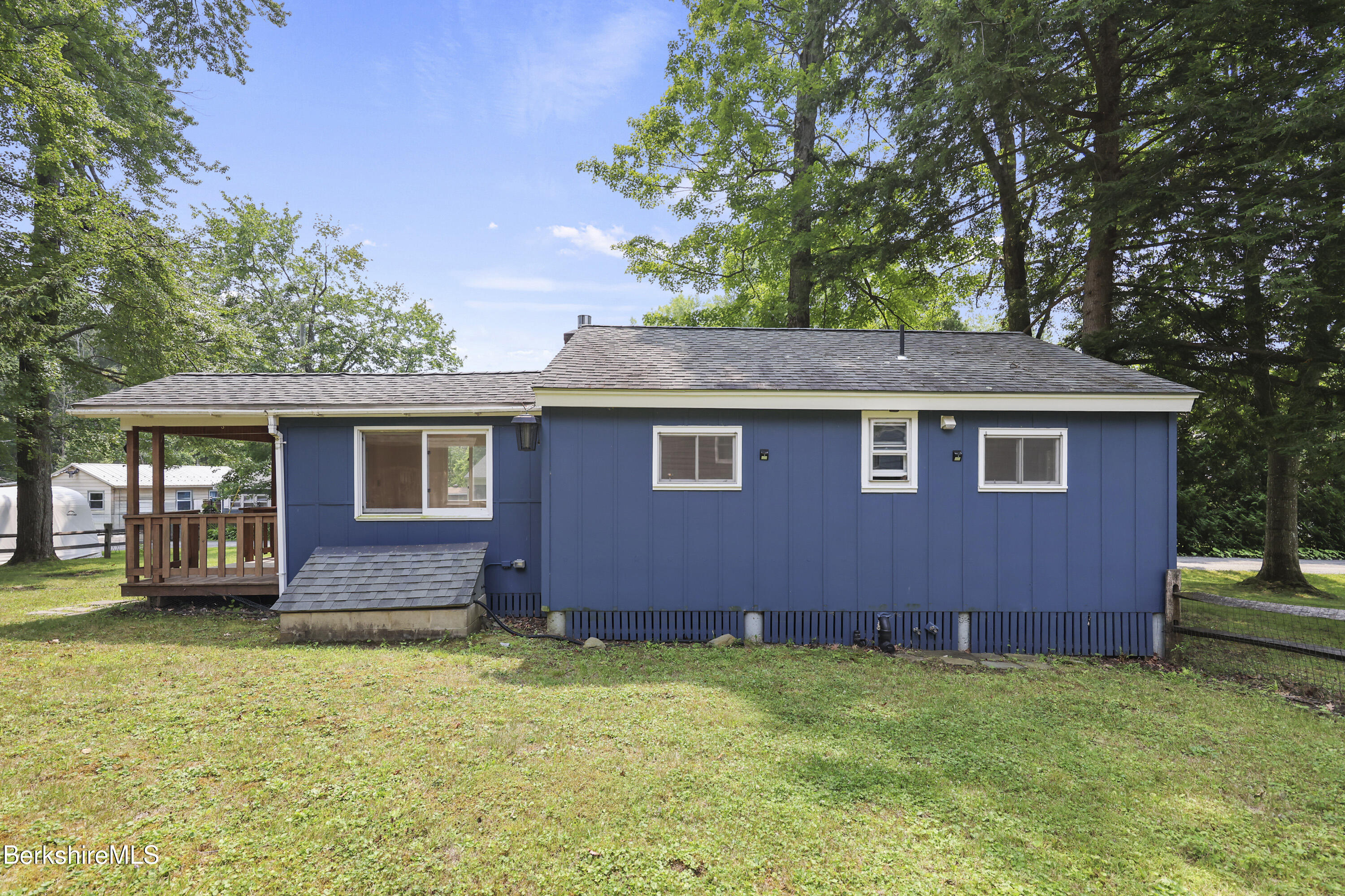 20 Pine Road Richmond, MA 01201 - Photo 6 of 28 120 Exterior Back